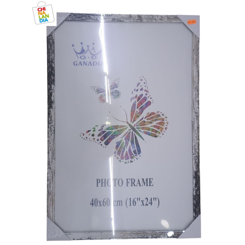 Marco para foto. Material: Madera/Cristal. Color: Marrón con blanco. Medidas: 40,00x60,00CM. Marco para foto. Material: Madera/Cristal. Color: Marrón con blanco. Medidas: 40,00x60,00CM.